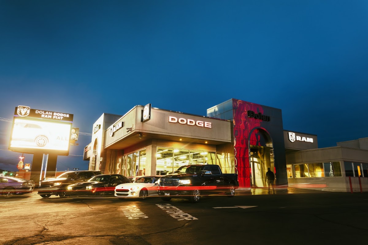 Dolan Dodge Ram FIAT Reno photo 2