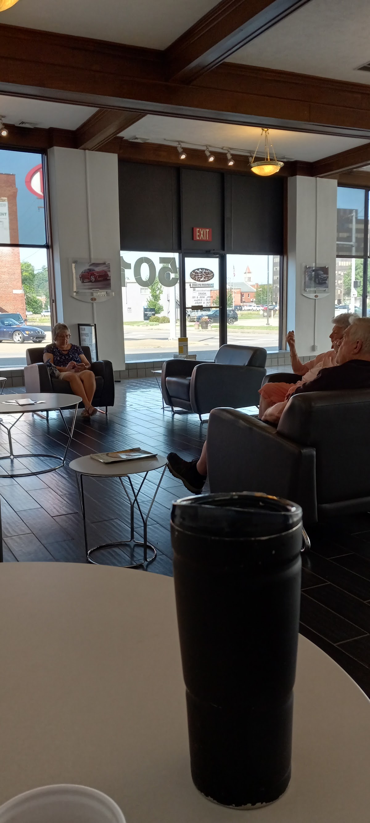 Warner Kia Parkersburg photo 5
