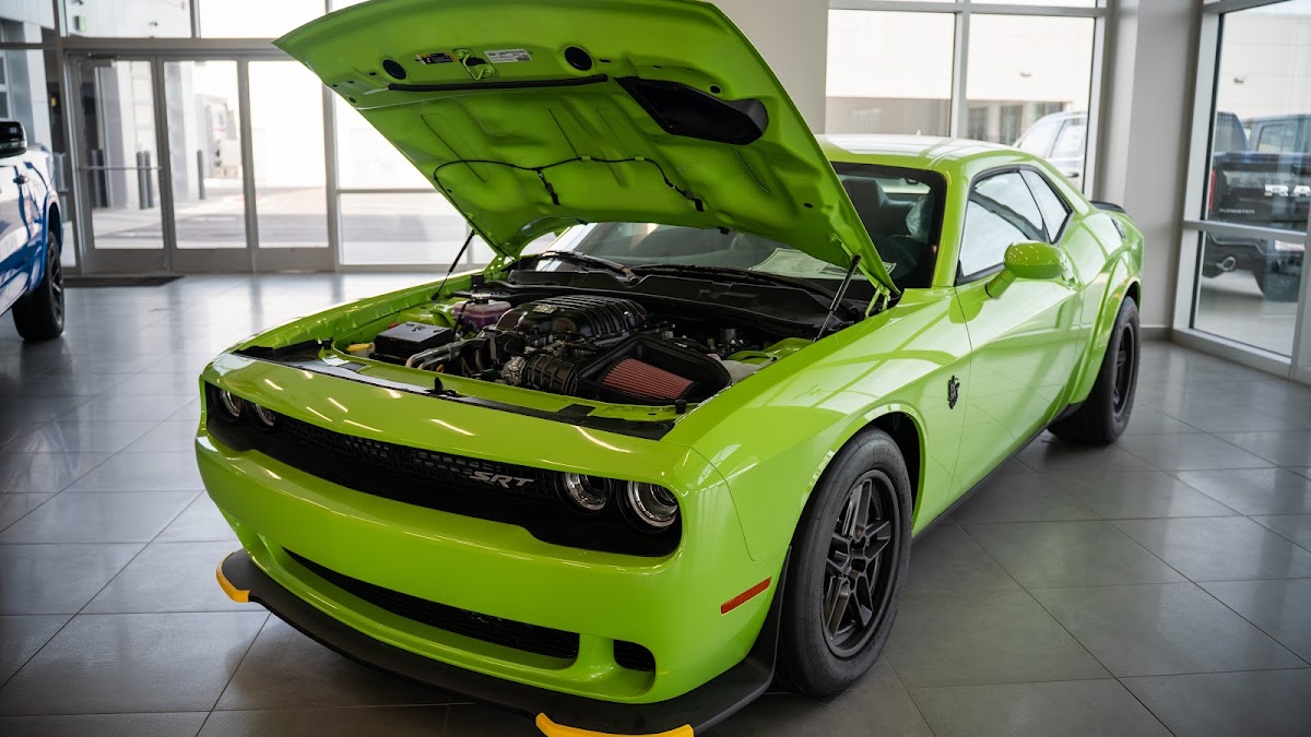 Lewis Chrysler Dodge Jeep Ram Fayetteville photo 4