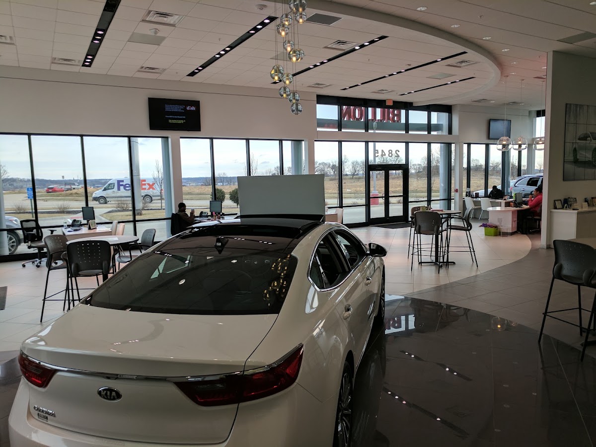 Billion Kia of Iowa City photo 2