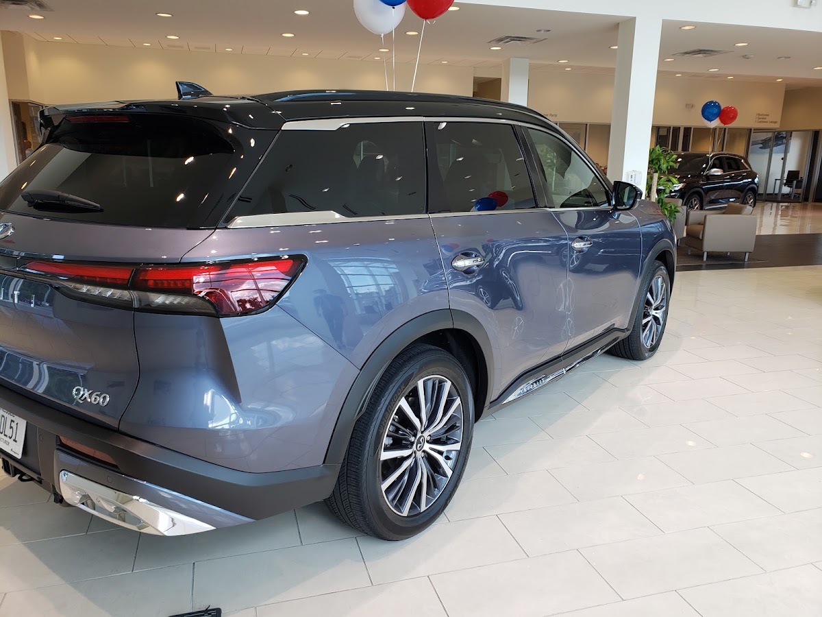 Hanania INFINITI of Orange Park photo 4