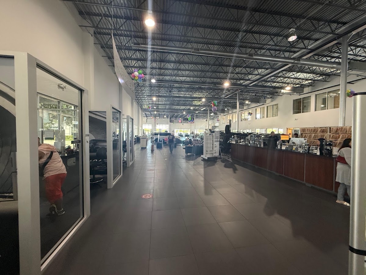 Airport Kia Naples photo 3