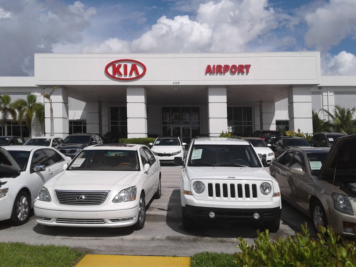 Airport Kia Naples photo 1