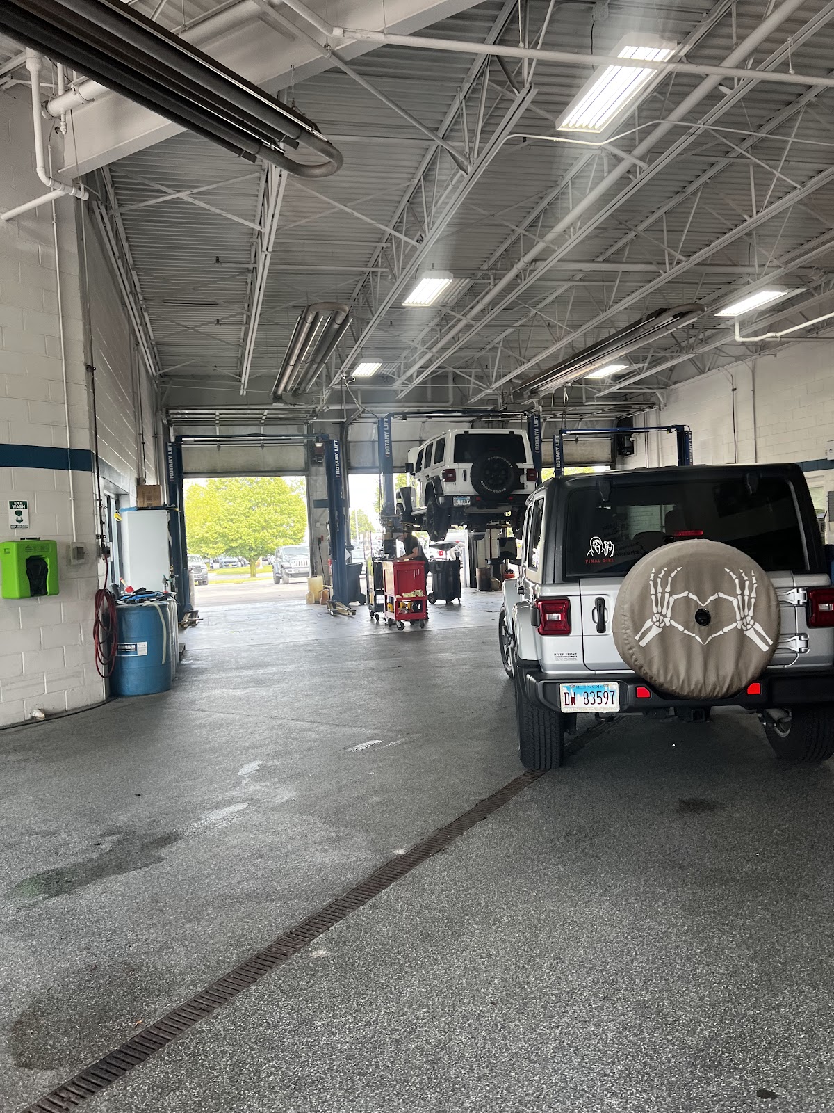 River Front Chrysler Dodge Jeep Ram photo 2
