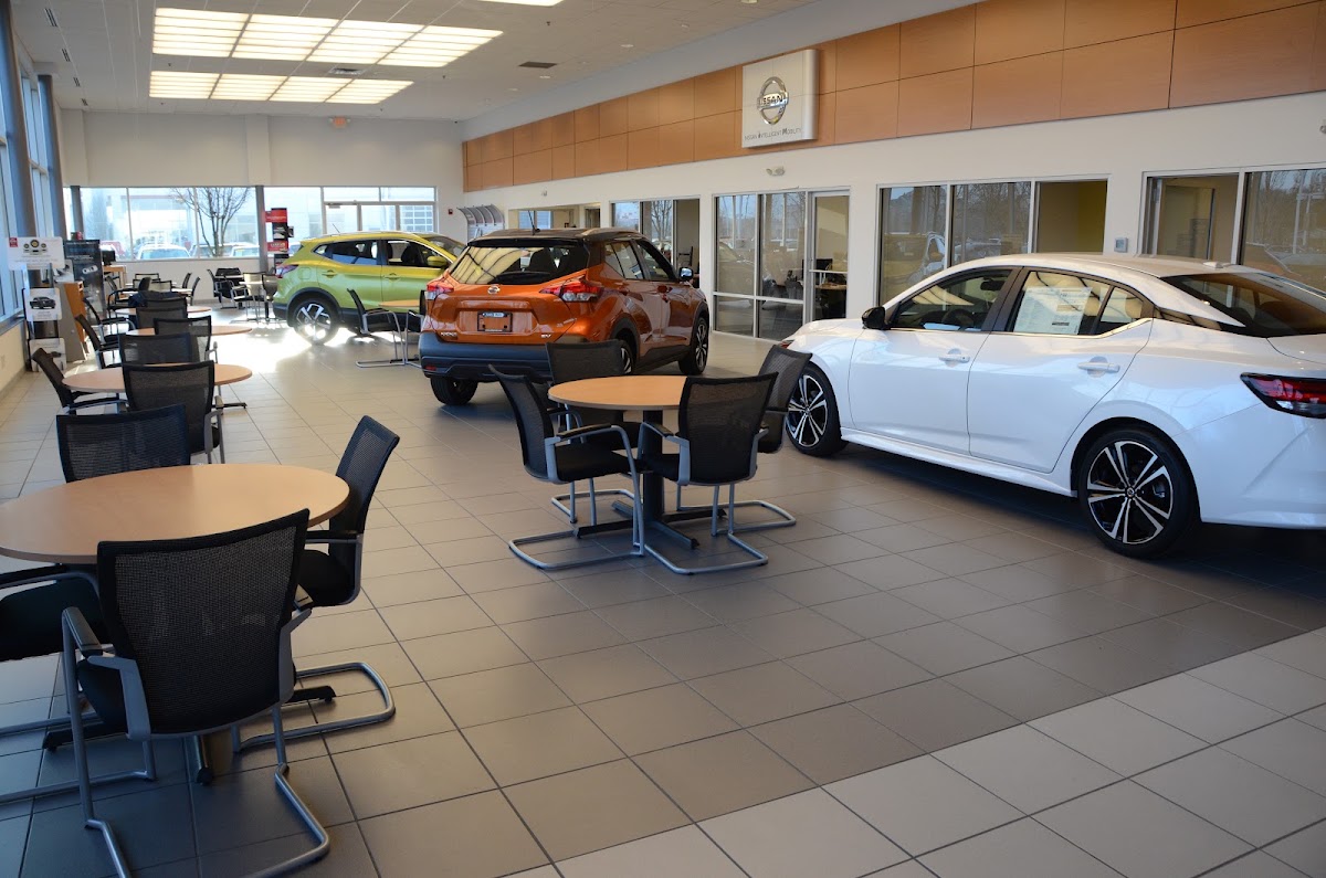 Andy Mohr Avon Nissan photo 2