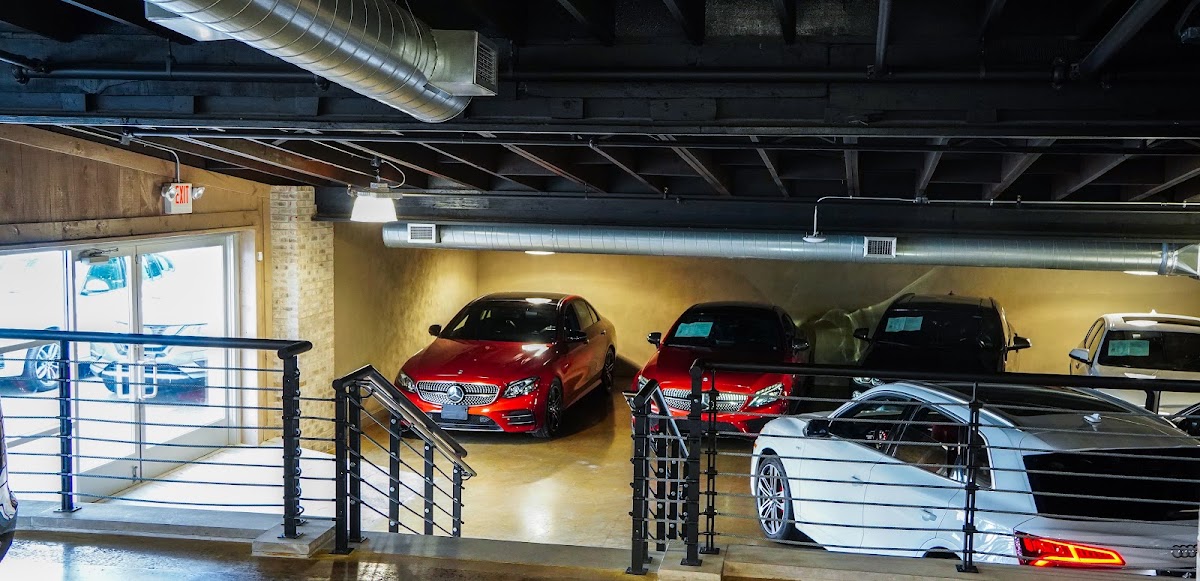 Velocity Autohaus photo 3