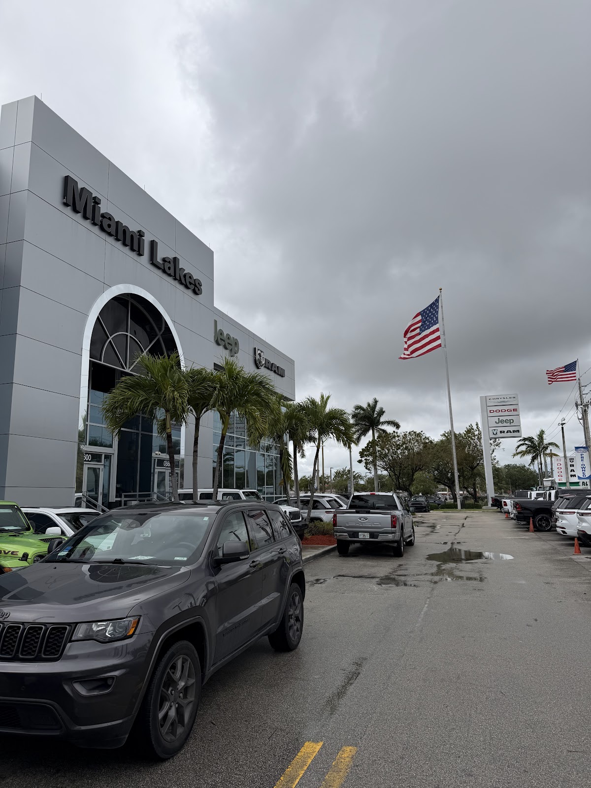 Miami Lakes Chrysler Dodge Jeep Ram photo 4