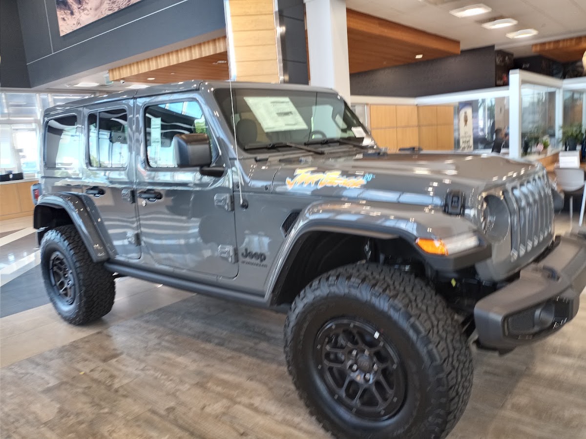 Miami Lakes Chrysler Dodge Jeep Ram photo 2