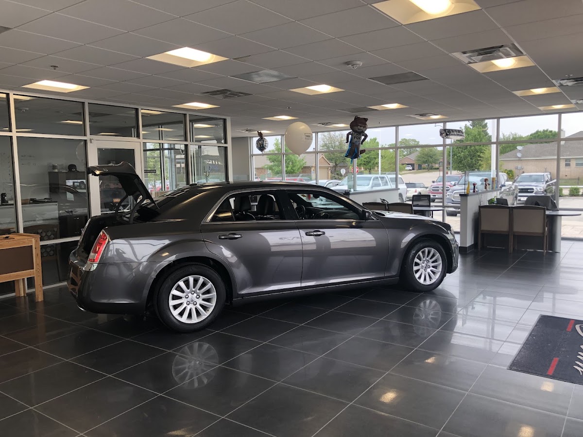 Shottenkirk Chrysler Dodge Jeep Ram Granbury photo 5