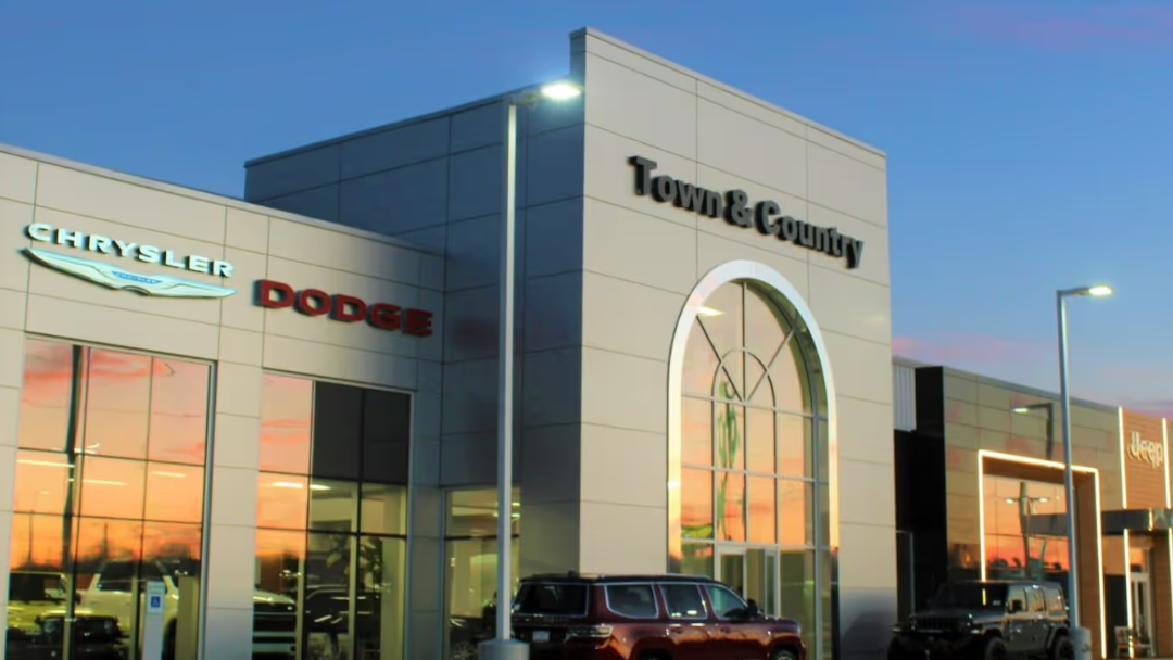 Hebert's Town and Country Chrysler Dodge Jeep Ram photo 2