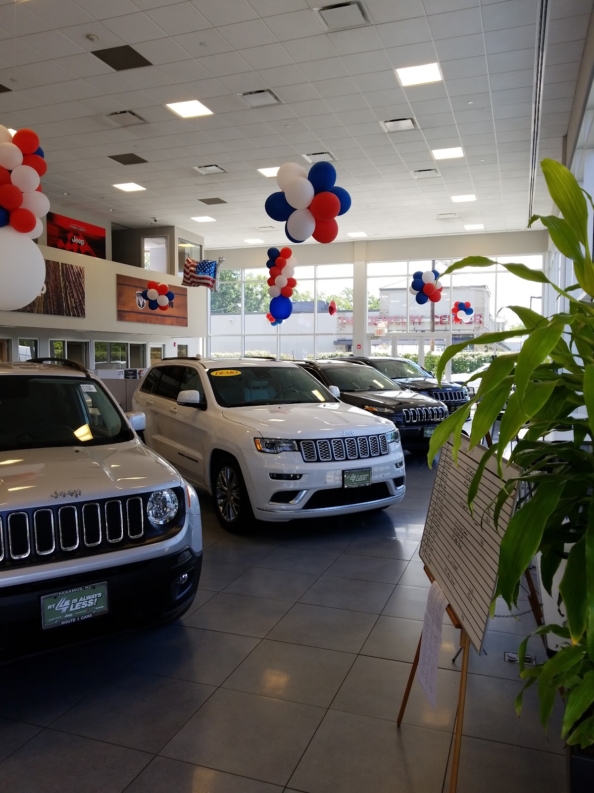 Chrysler Dodge Jeep RAM of Paramus photo 2