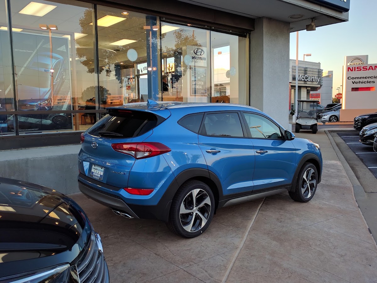 McCarthy Hyundai Olathe photo 2