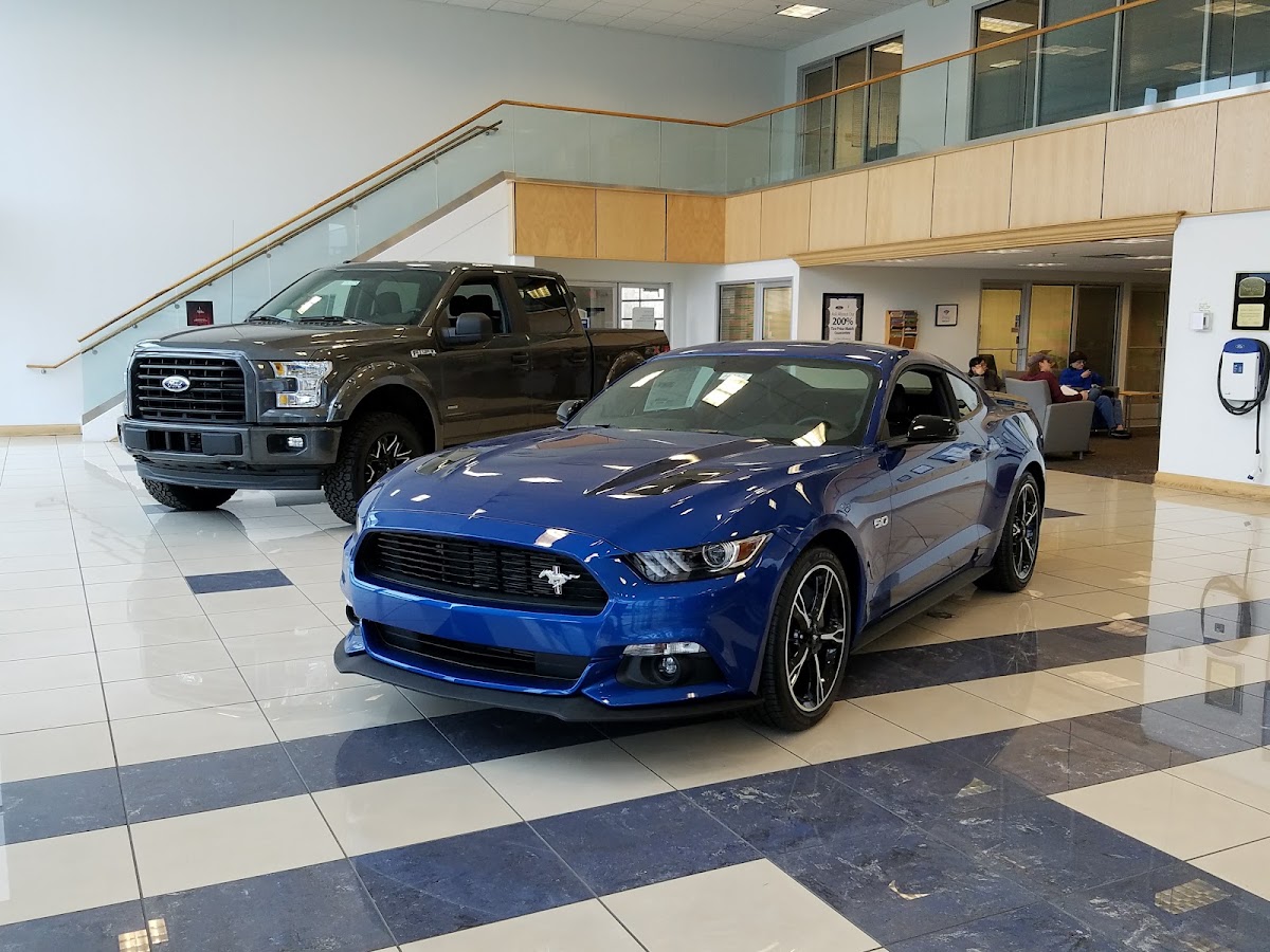 Dan Cummins Ford Lincoln photo 2