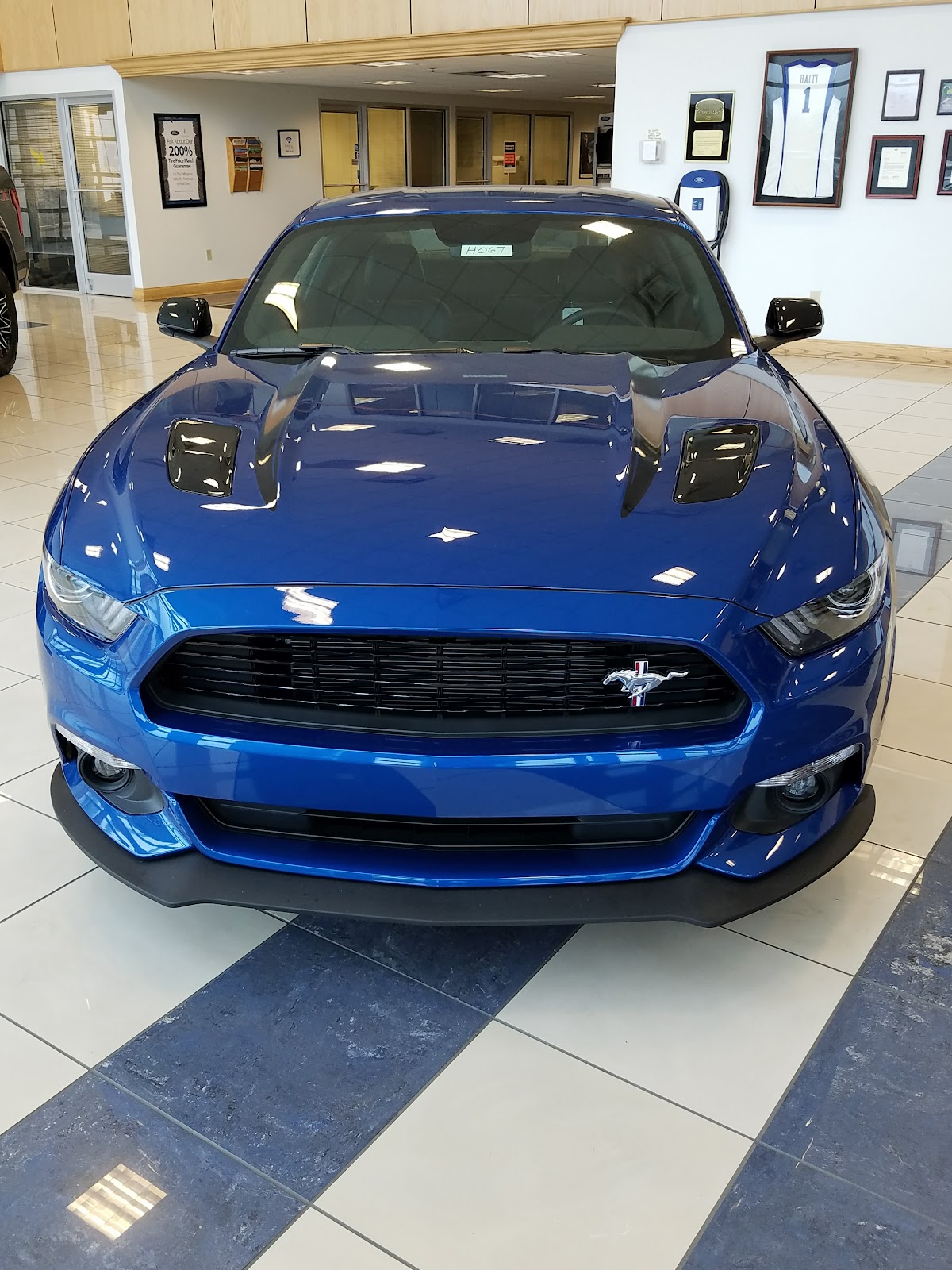 Dan Cummins Ford Lincoln photo 5