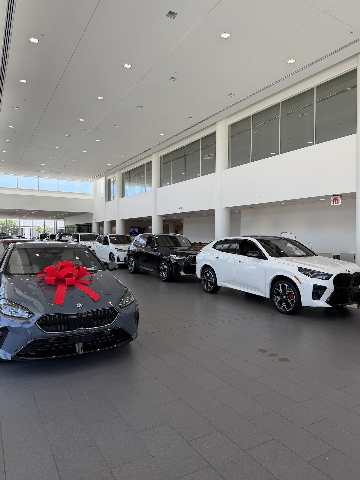 BMW of Sarasota photo 2
