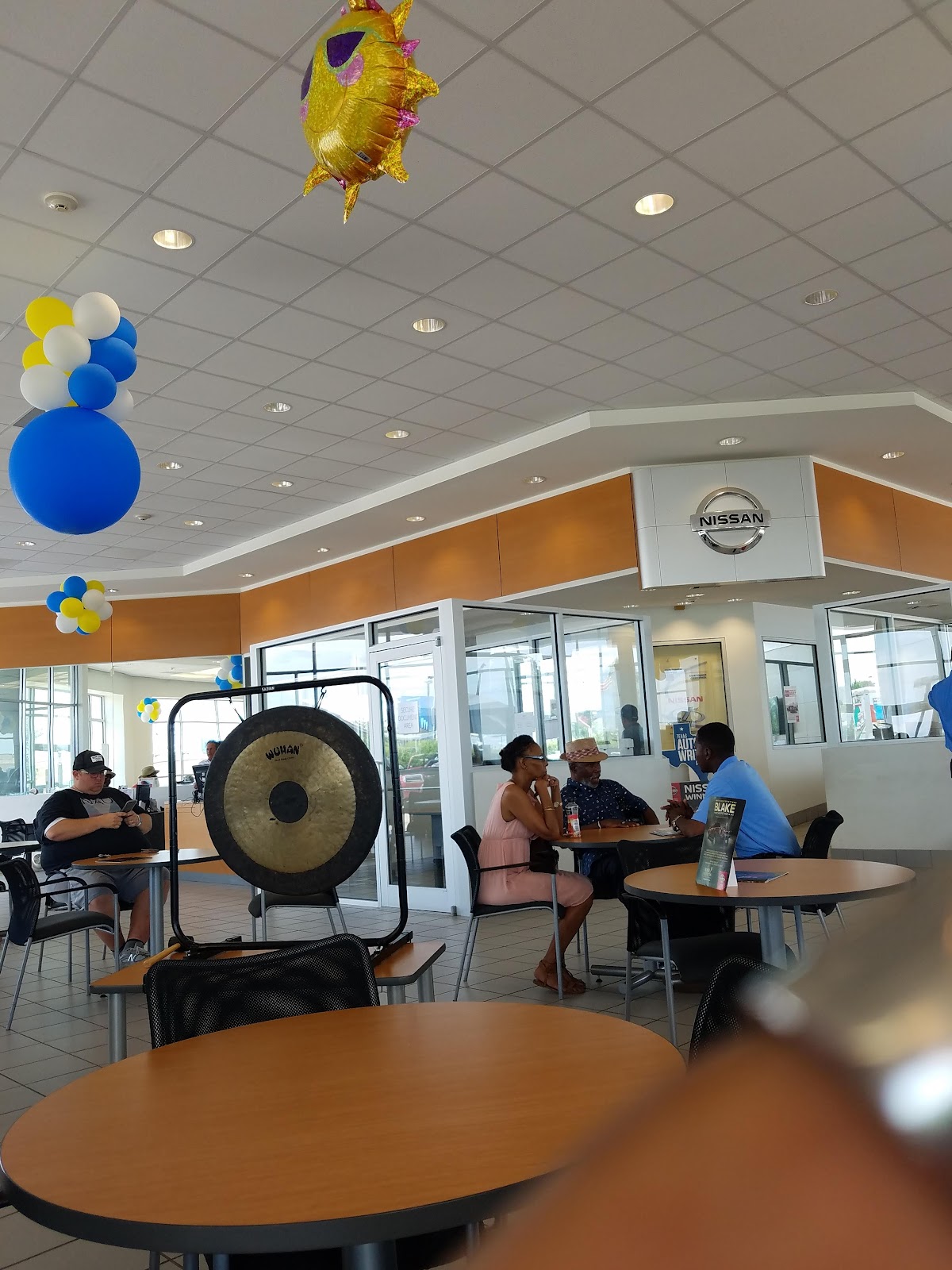 Clay Cooley Nissan Duncanville photo 4