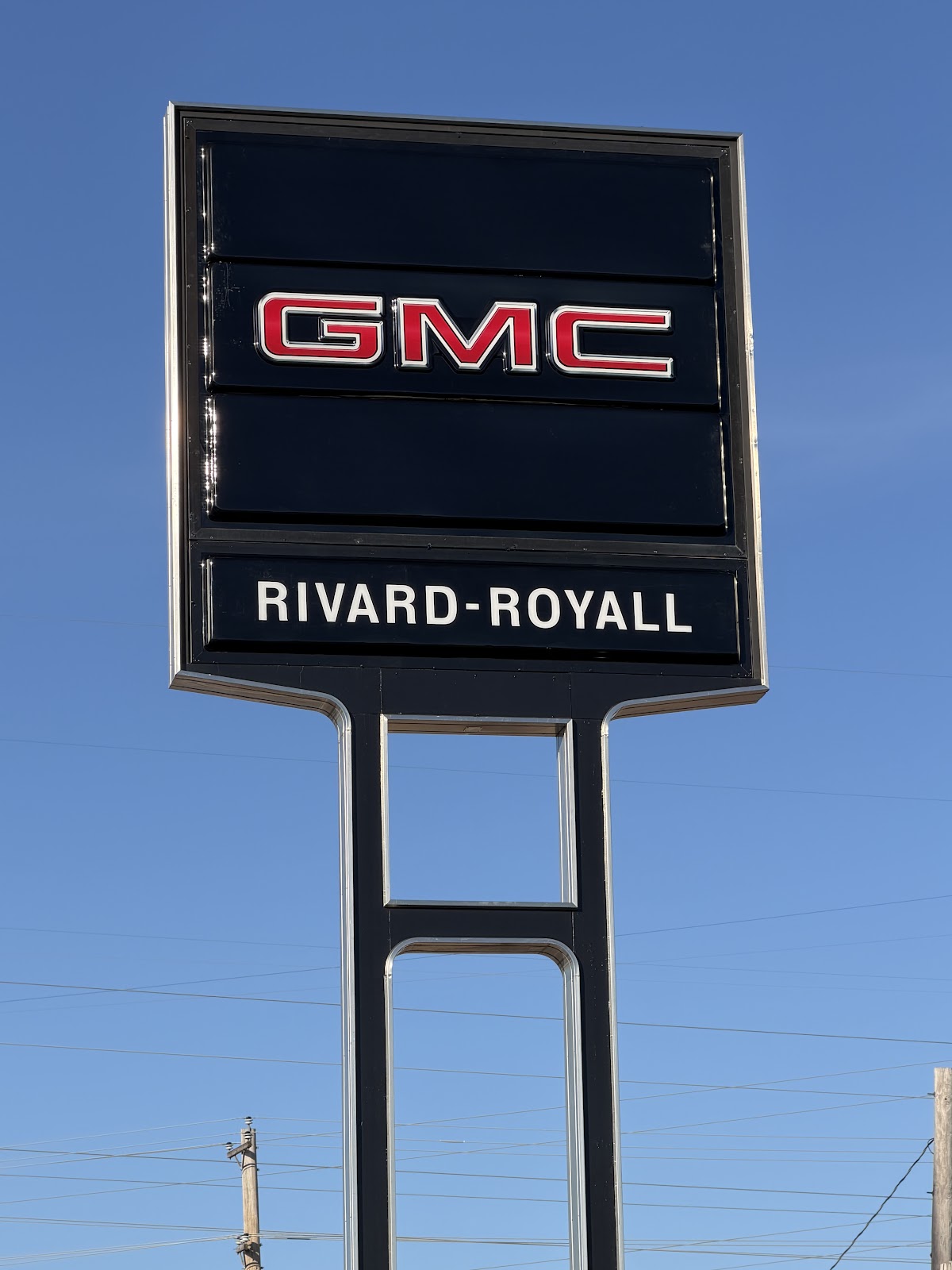 Rivard Royall GMC photo 2
