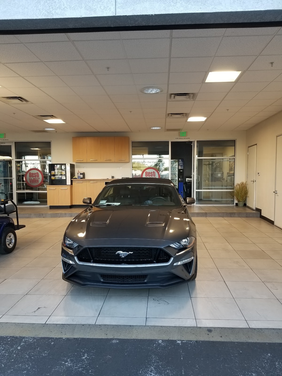 Palm Springs Ford photo 3