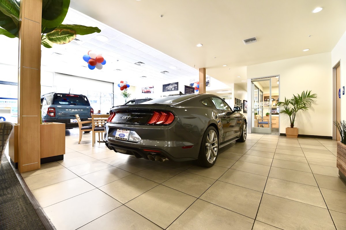 Palm Springs Ford photo 2