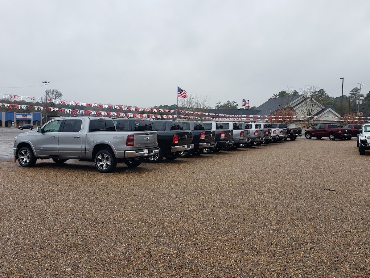 Brown Chrysler Dodge Jeep Ram Minden photo 4