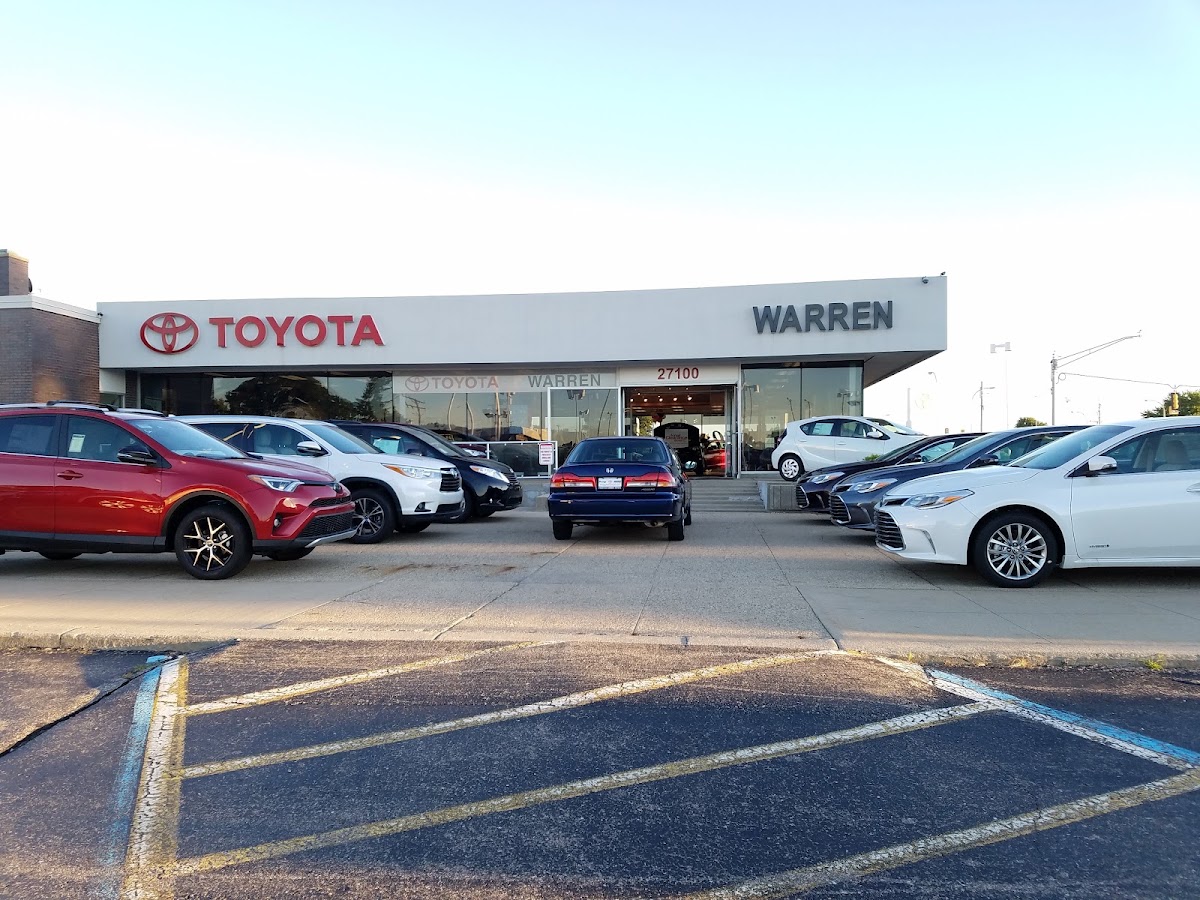 Golling Toyota of Warren photo 1