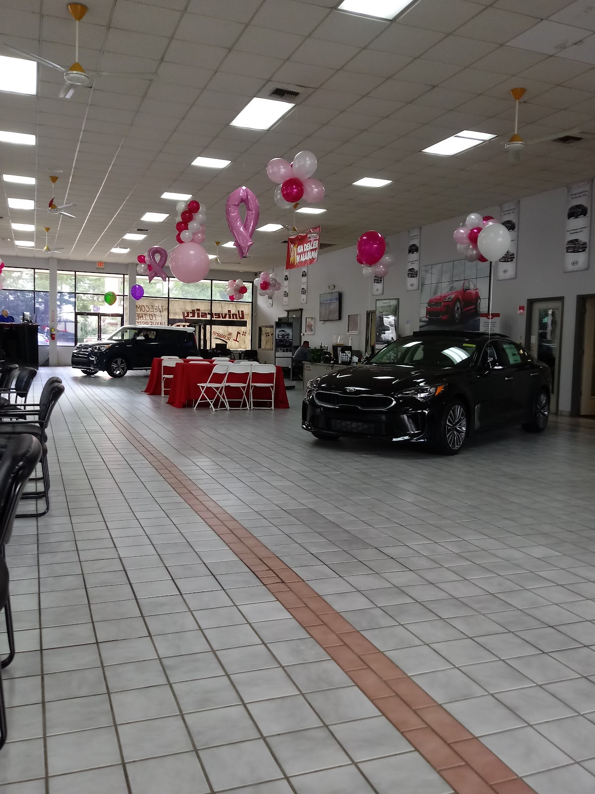 University Kia Huntsville photo 4