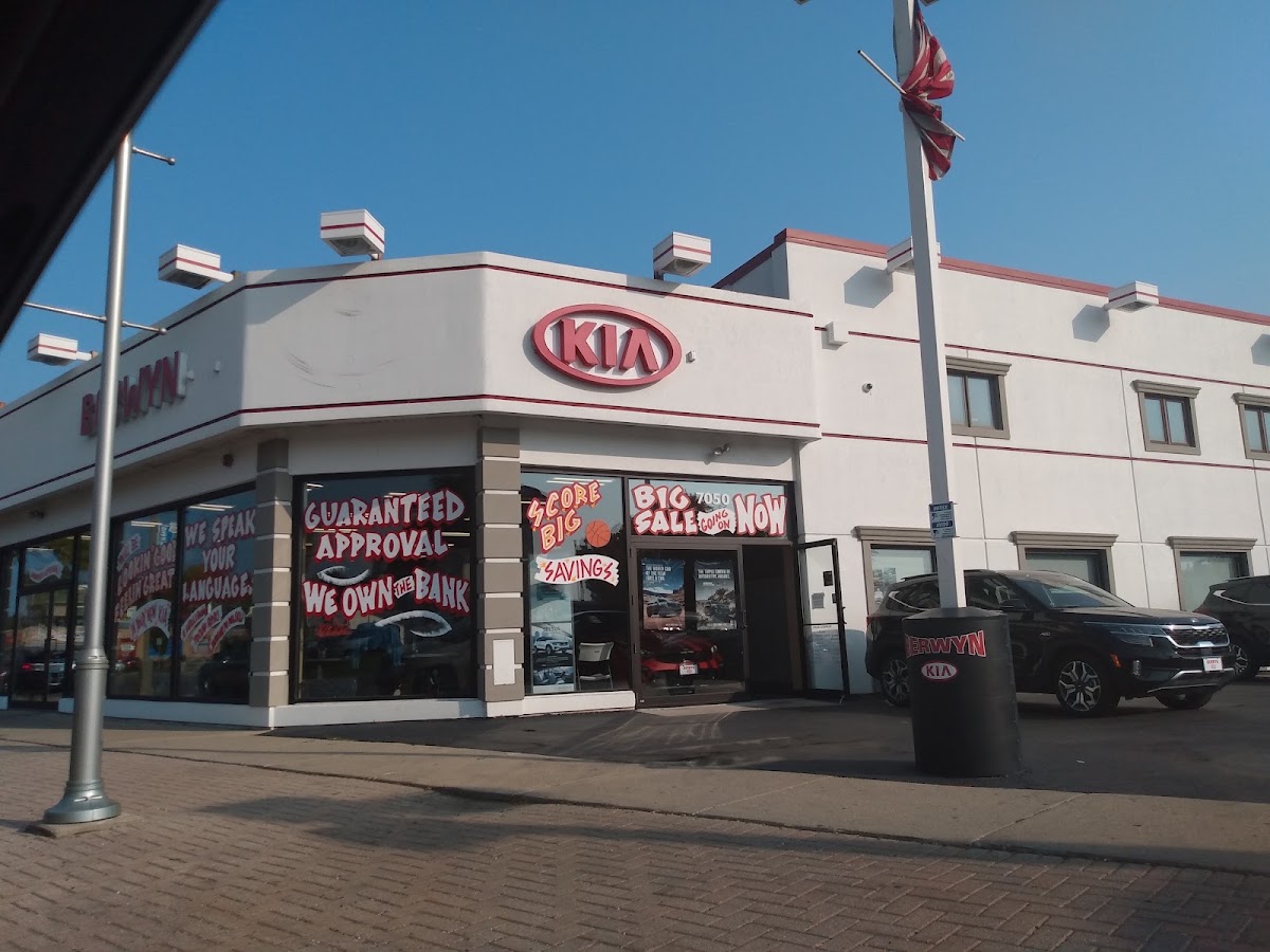 Berwyn KIA photo 4