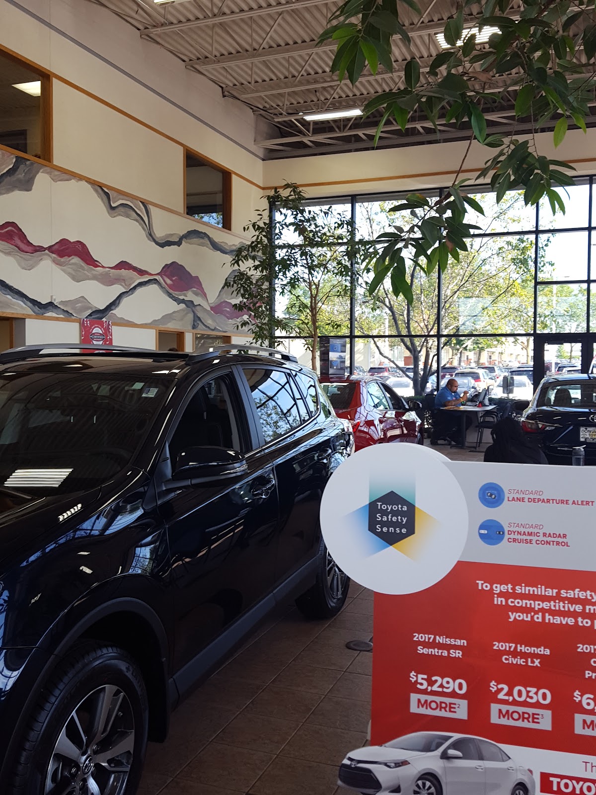 Serra Toyota Milwaukee photo 3