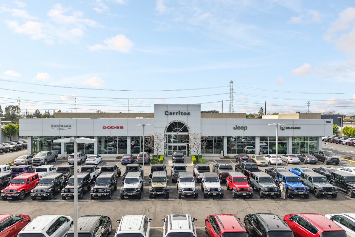Cerritos Chrysler Dodge Jeep Ram photo 2