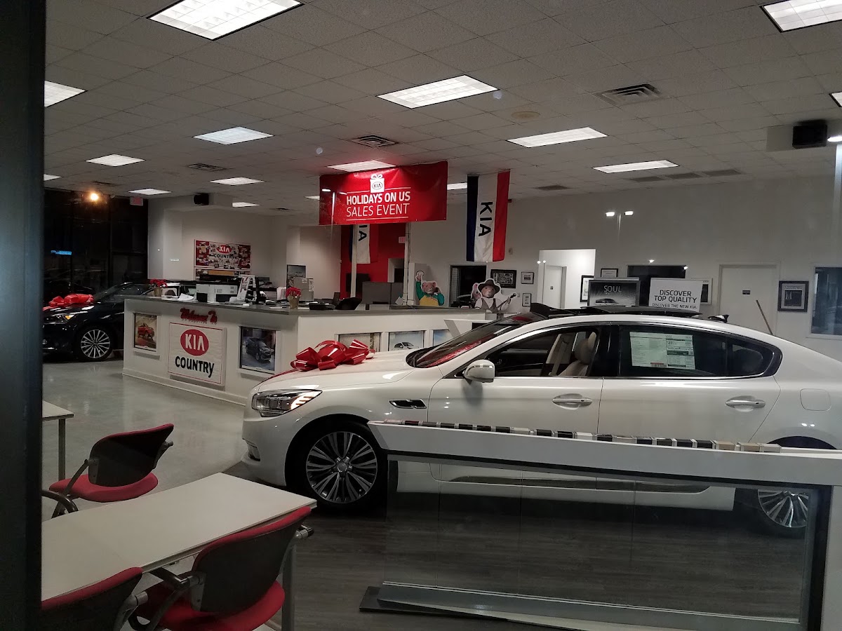 Kia Country Charleston photo 3