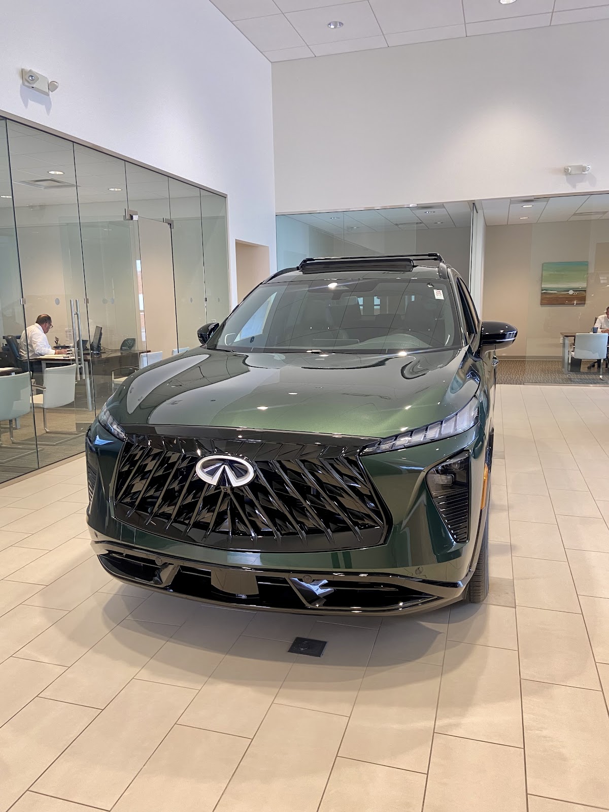 LOWERY BROS. INFINITI of Syracuse photo 3
