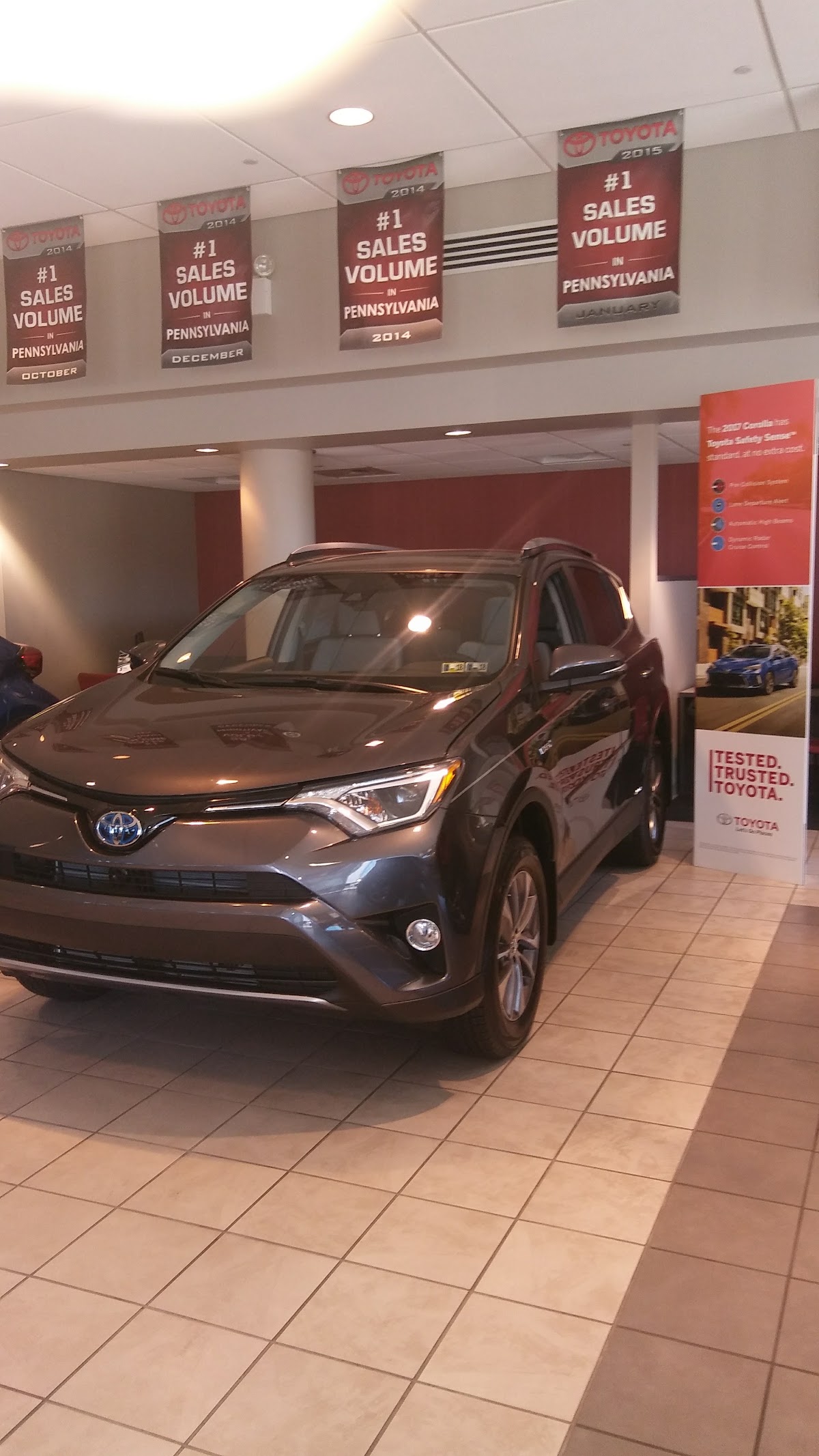 Conicelli Toyota of Conshohocken photo 5