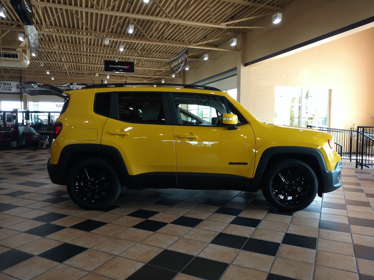 Charlie's Chrysler Dodge Jeep Ram photo 2