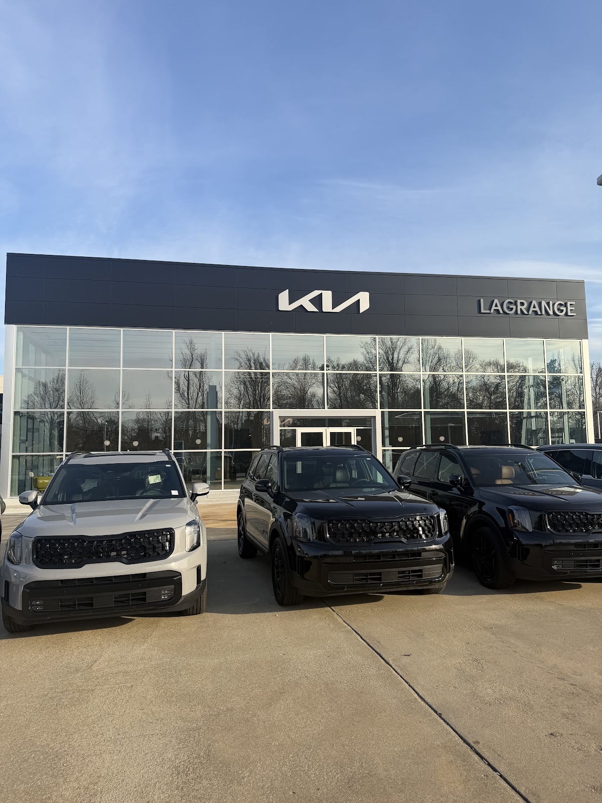 Kia of LaGrange photo 1