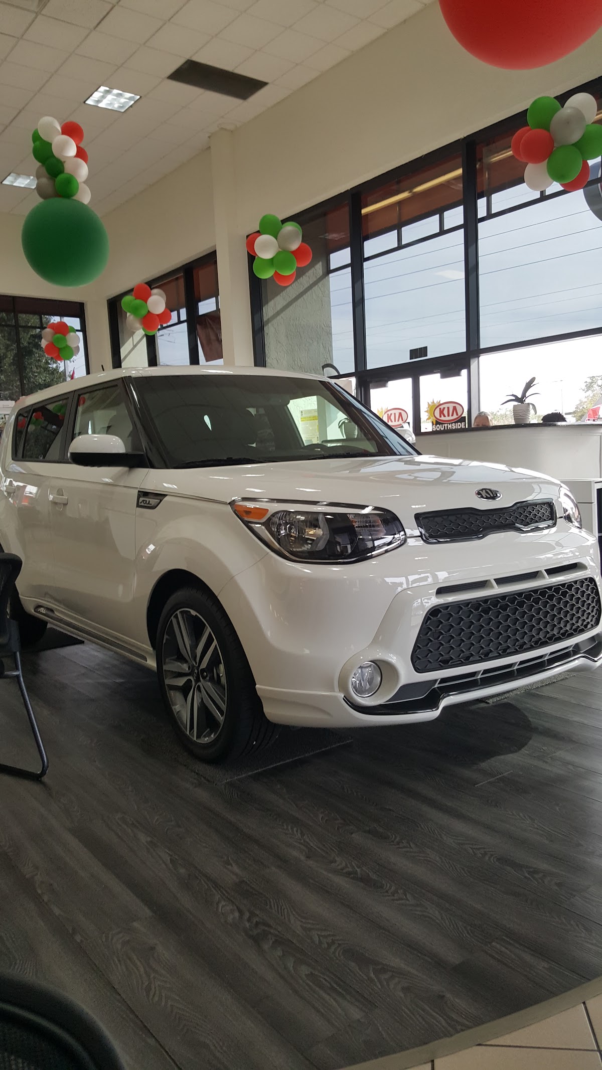 Kia on Atlantic photo 4