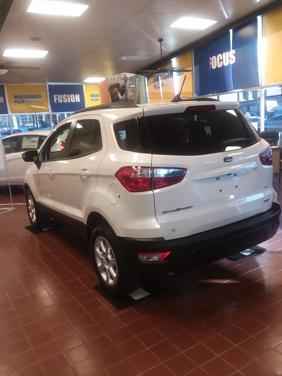 Montgomery Ford photo 4