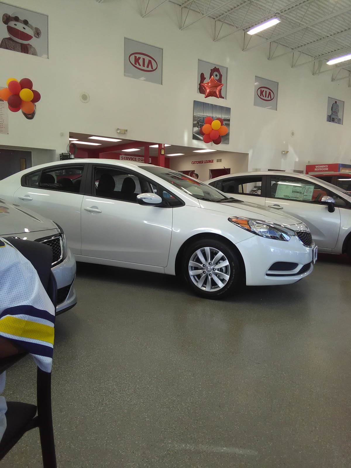 Montrose Kia of Sheffield photo 3