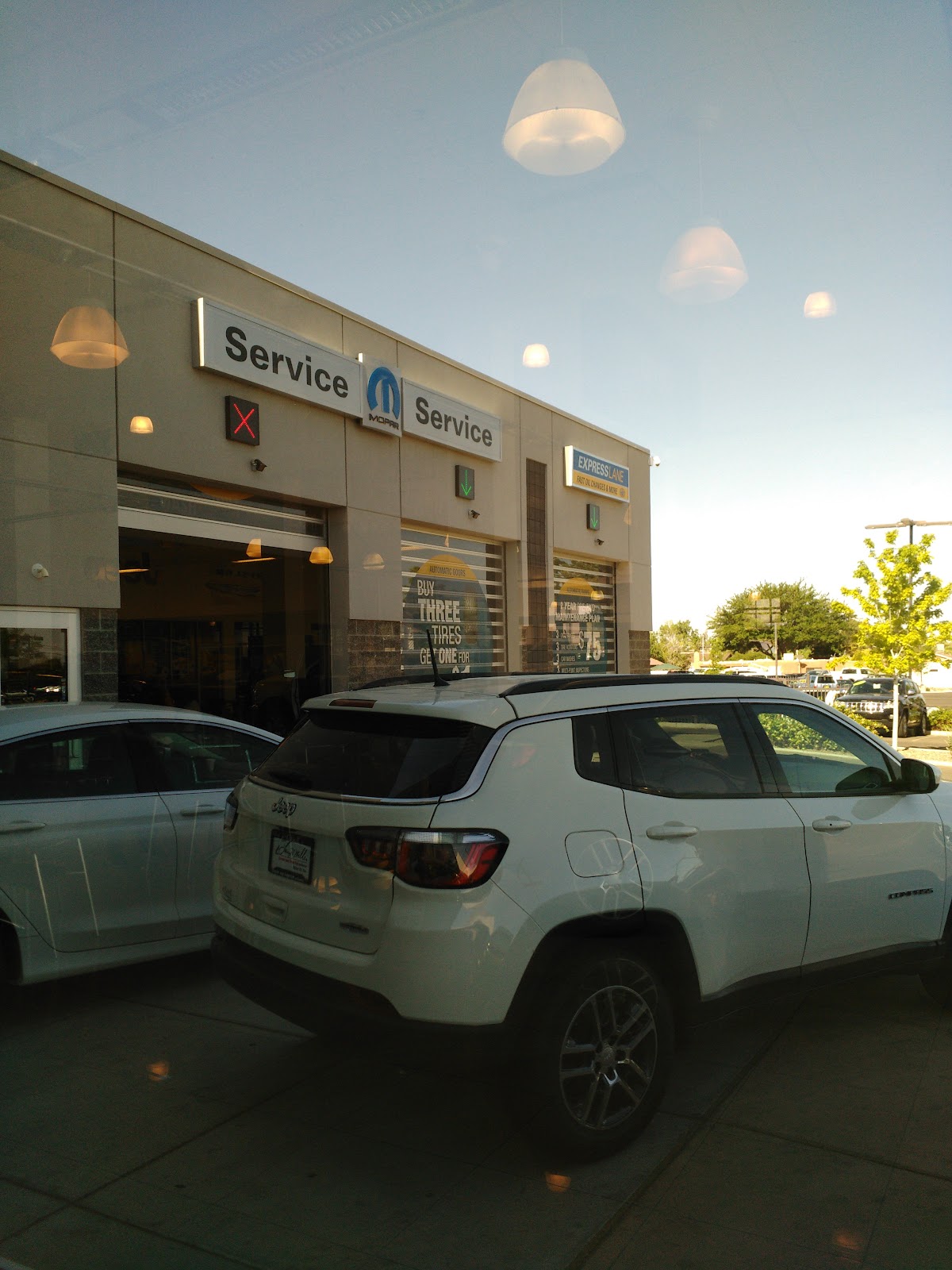 LHM Chrysler Dodge Jeep Ram Albuquerque photo 1