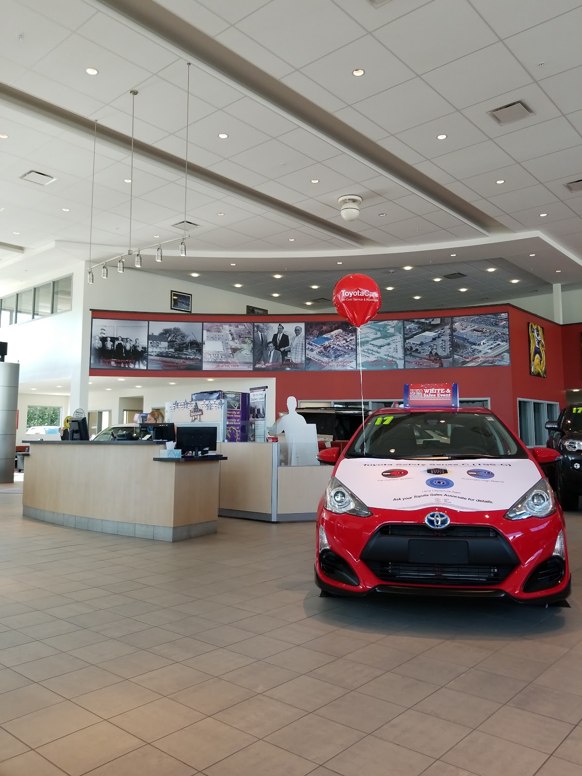 Dan Deery Toyota photo 3