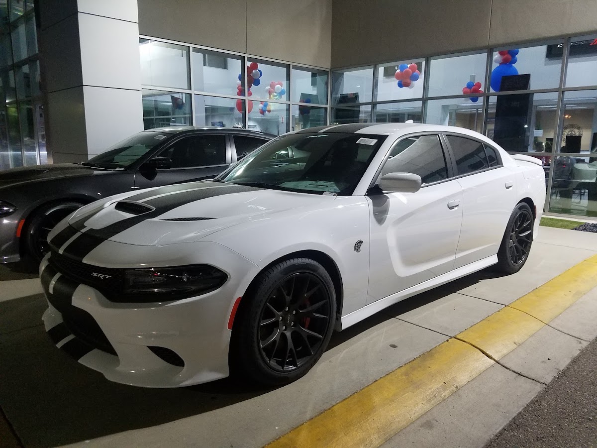 Courtesy Chrysler Dodge Jeep Ram Superstition Springs photo 4