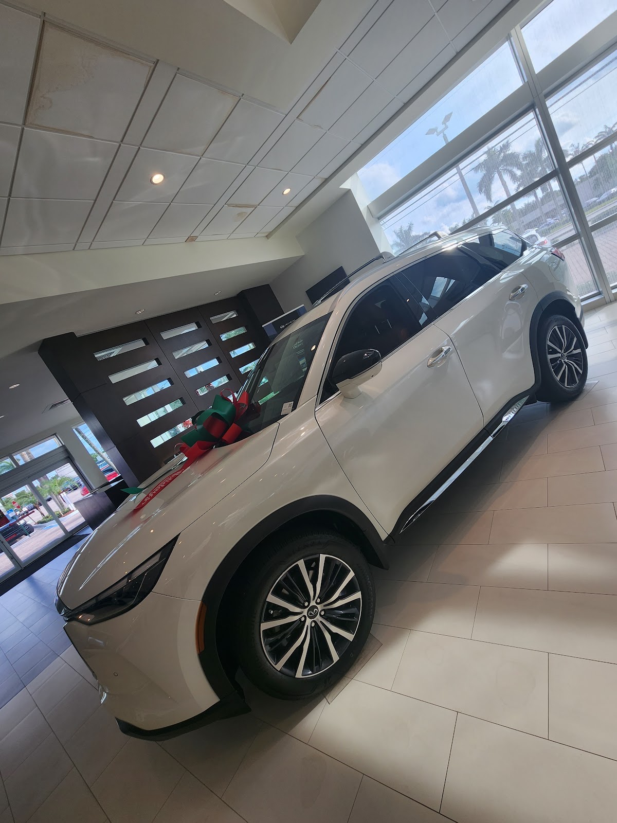 INFINITI of Palm Beaches photo 5