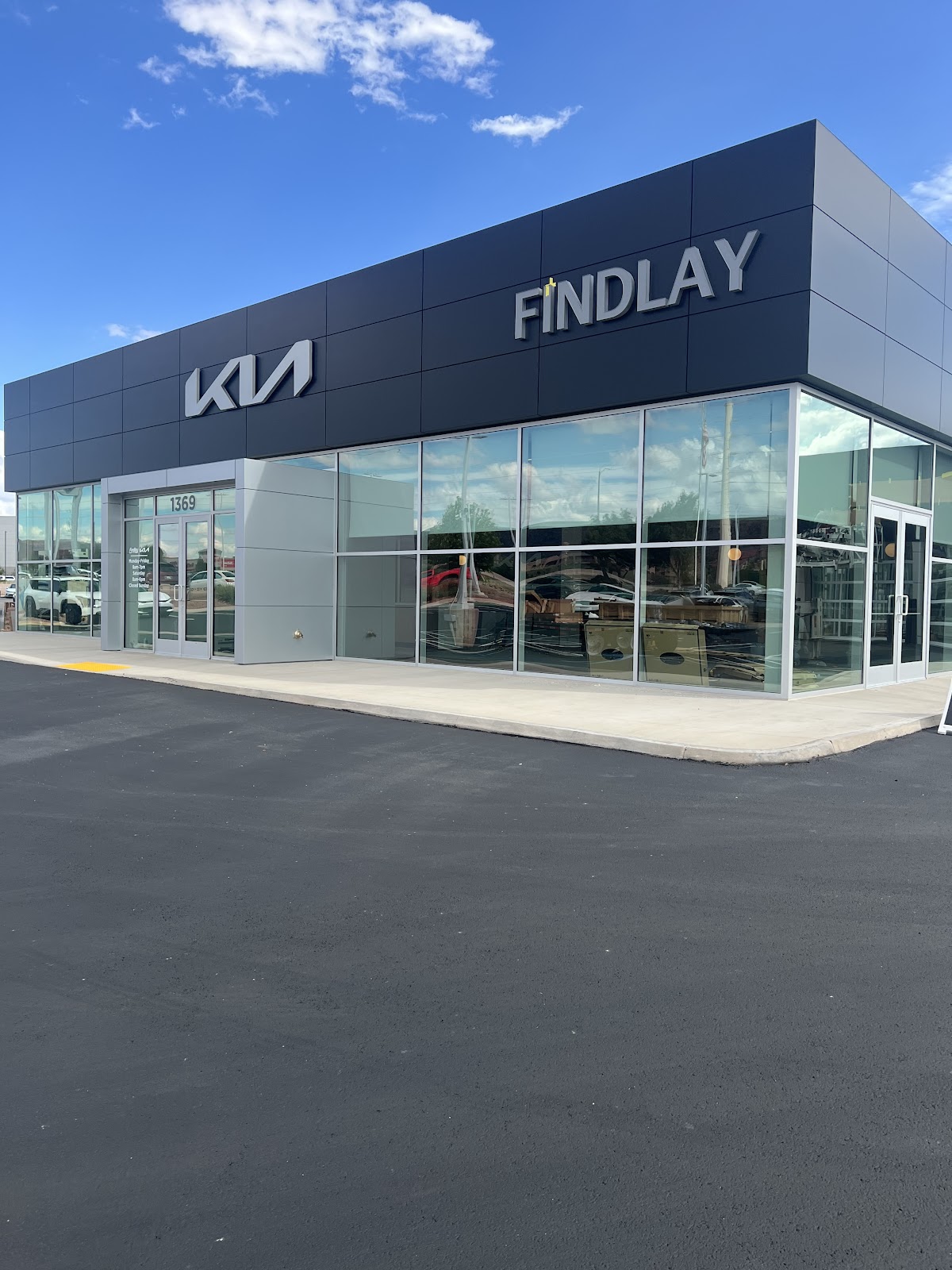 Findlay Kia St. George photo 2