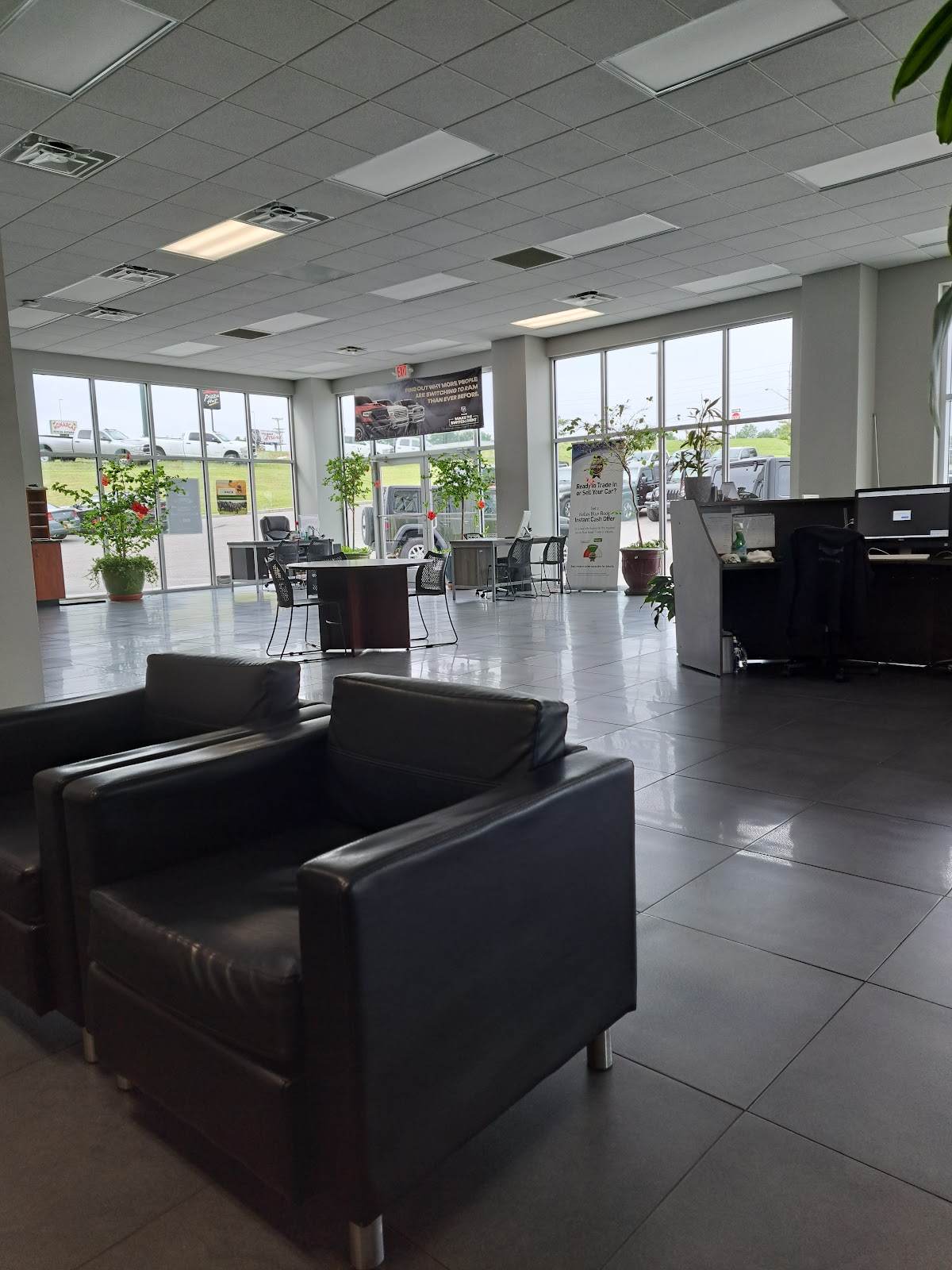 Premier Chrysler Dodge Jeep Ram of Troy photo 2