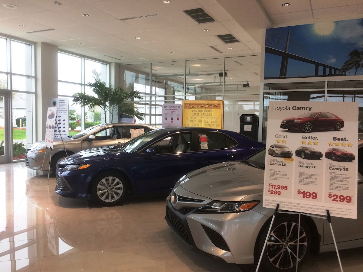 Sebring Toyota photo 2