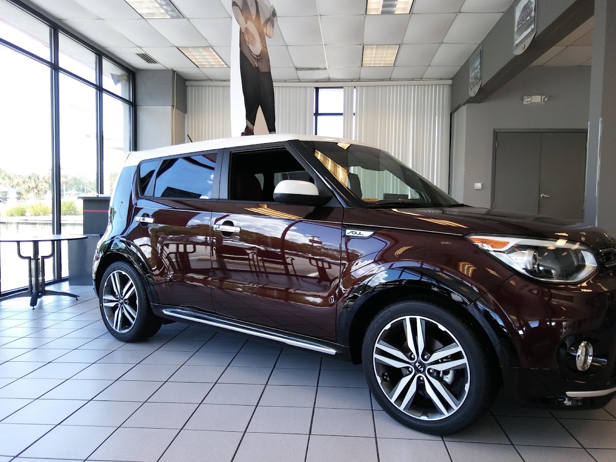 Step One Kia Fort Walton Beach photo 5