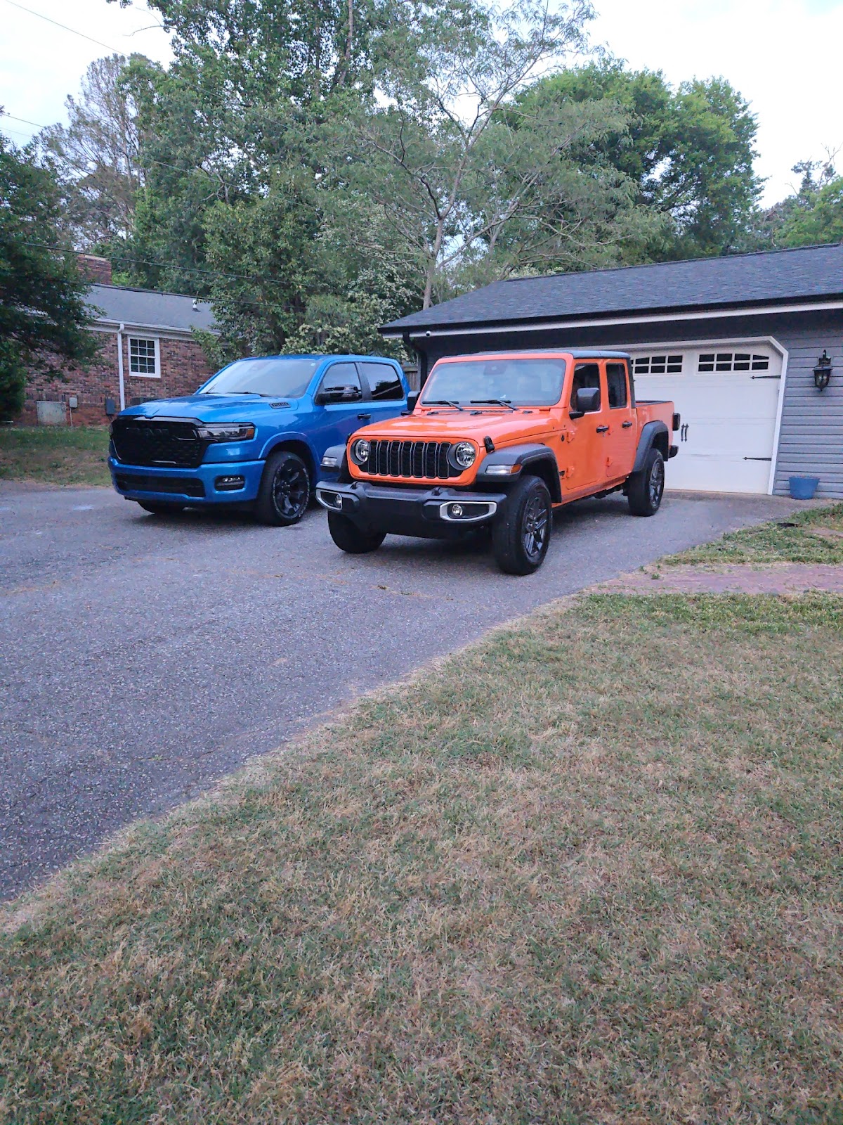 Quality Chrysler Dodge Jeep Ram photo 2