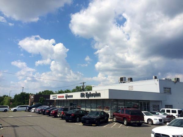 Mt. Ephraim Chrysler Dodge photo 2