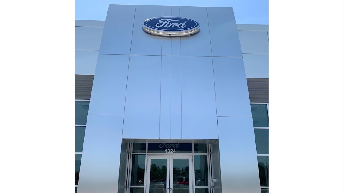 Classic Ford Smithfield photo 1