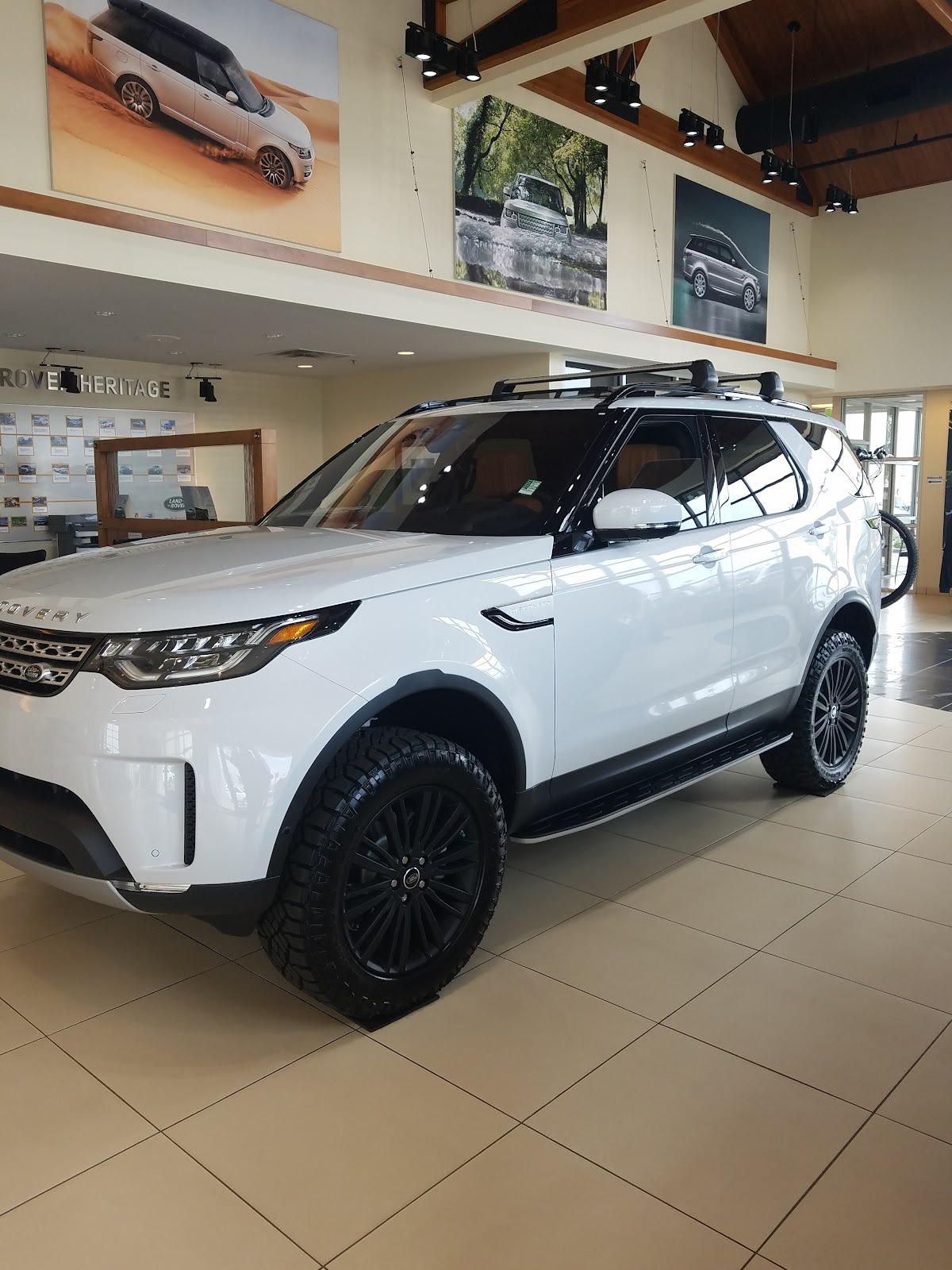 Land Rover Reno photo 3