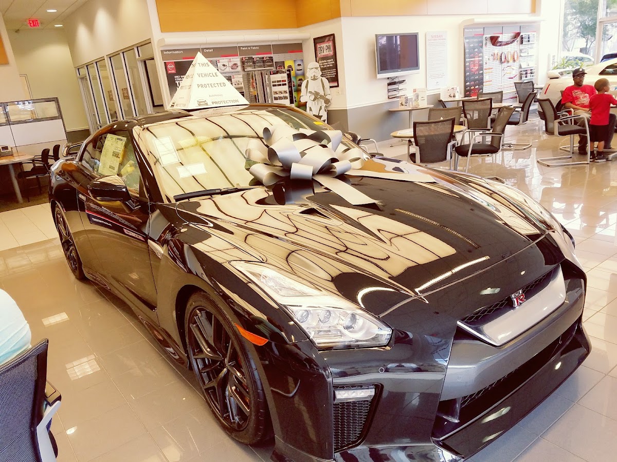 Brandon Nissan photo 3